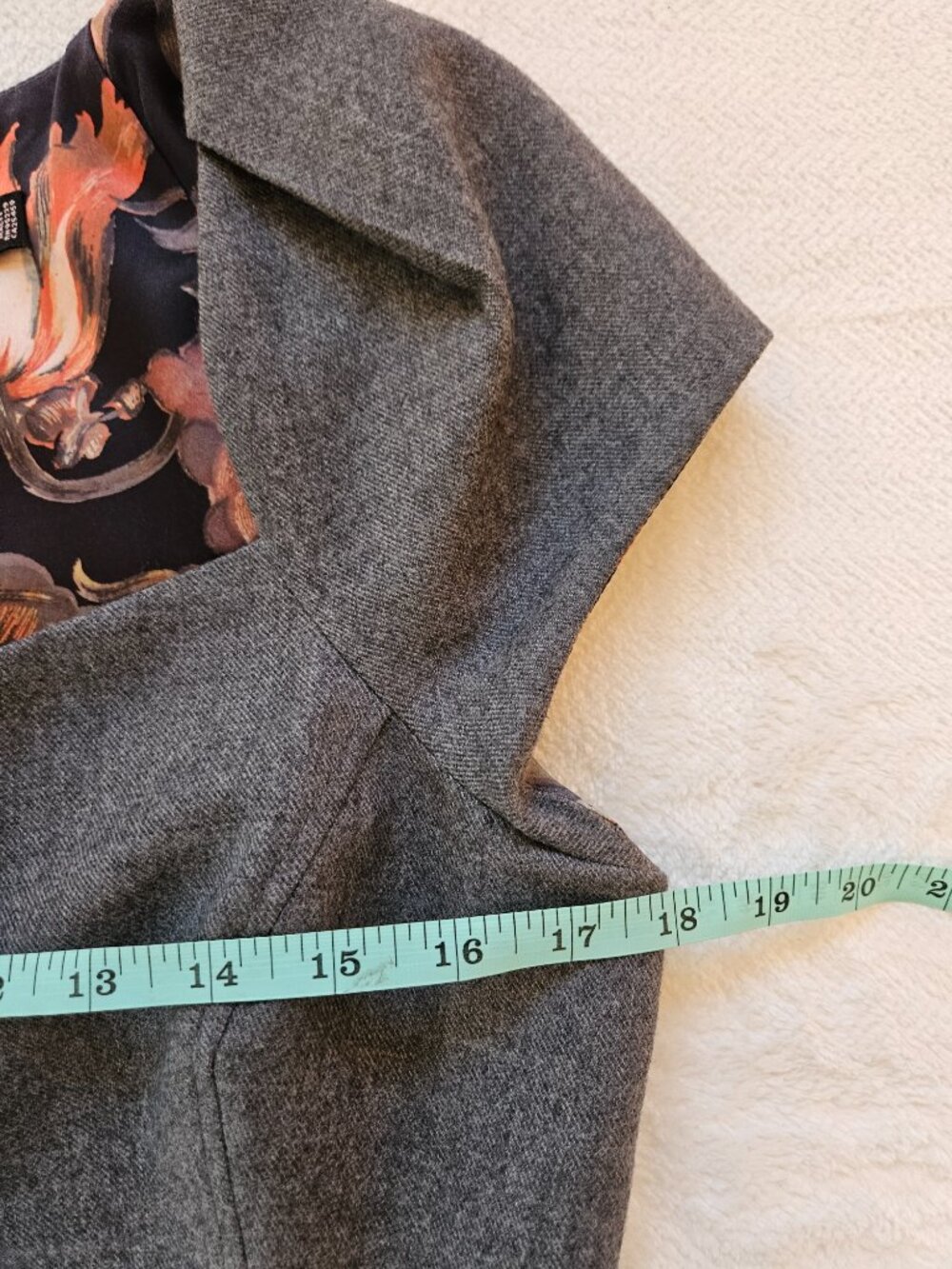 Ted Baker Gray Wool Sheath Dress Cap Sleeve Sweetheart Neckline Lined Size M 8 - Picture 8 of 10